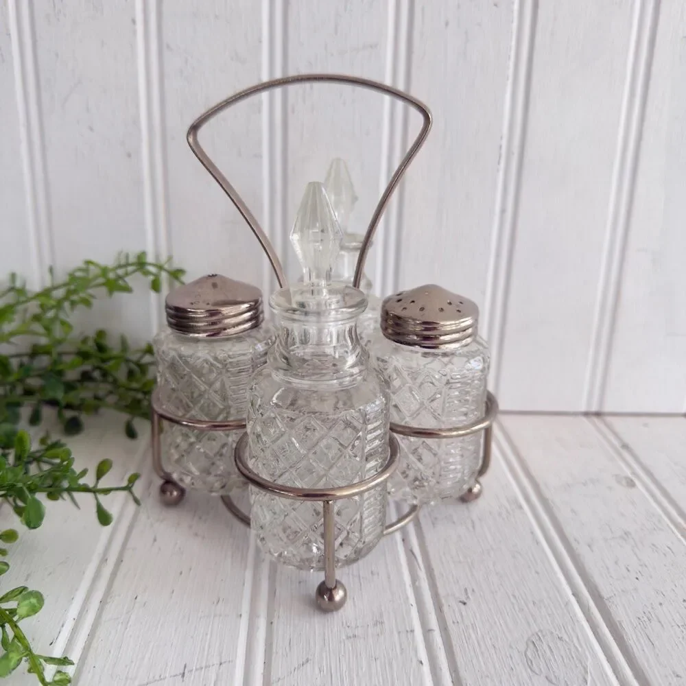 Unbranded charming vintage
